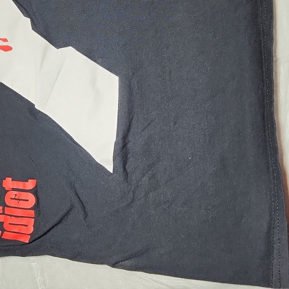 Green Day T-Shirt - Picture 2 of 9